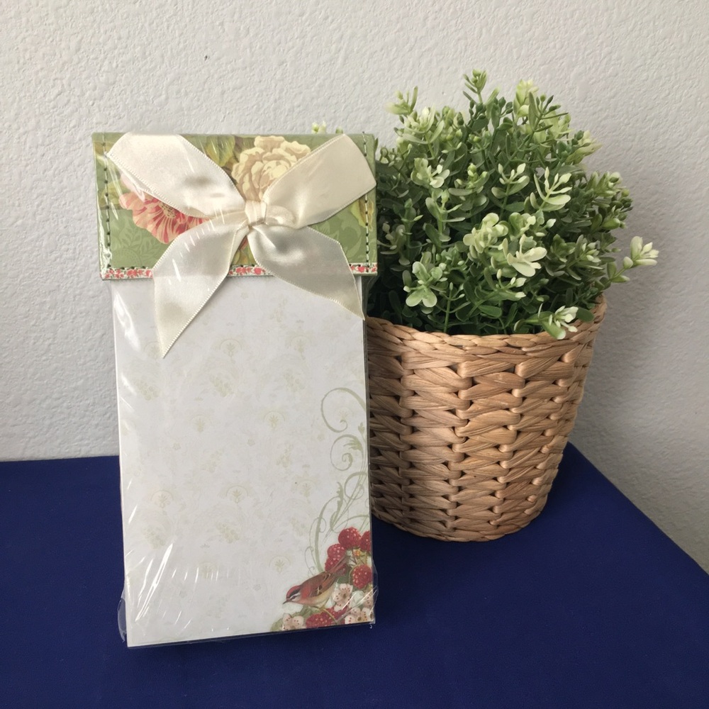 Punch Studio Jumbo Bird and Foliage Notepad